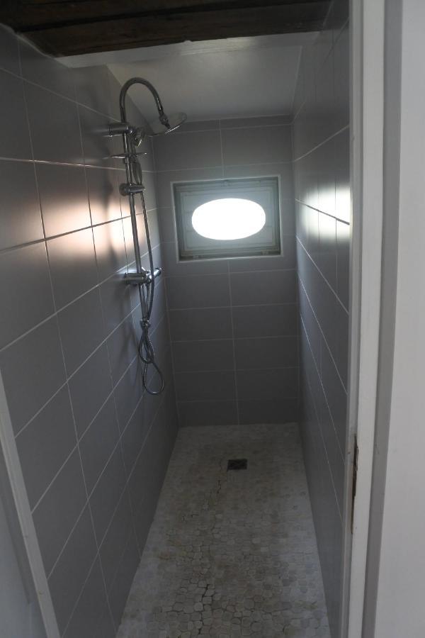 Maison De Village Spacieuse Et Confortable Le Gué-de-Velluire Kültér fotó